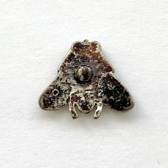 Vintage Bee Fly Bug Green Rhinestone Silver Tone Pinback Lapel Lanyard Hat Pin - Picture 4 of 6